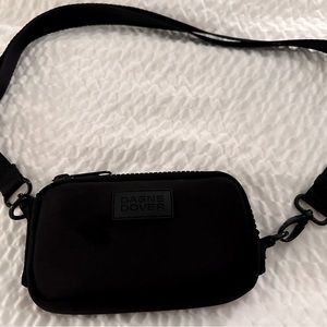 Dange Dover Crossbody